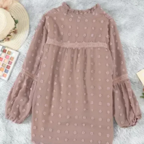 β€οΈπHPπNew Ruffled Swiss Dot Split Neck Ruffle Babydoll Blouse - Picture 11 of 16